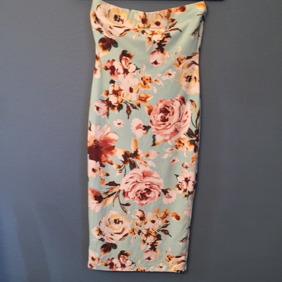 Floral Tube Dress - Picture 1 of 2